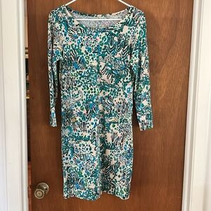 Lilly 3/4 sleeve gold button detail